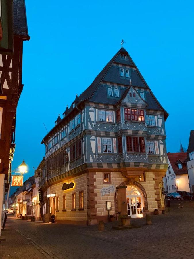 Hotel Fremdenzimmer am Brunnen Großheubach Exterior foto